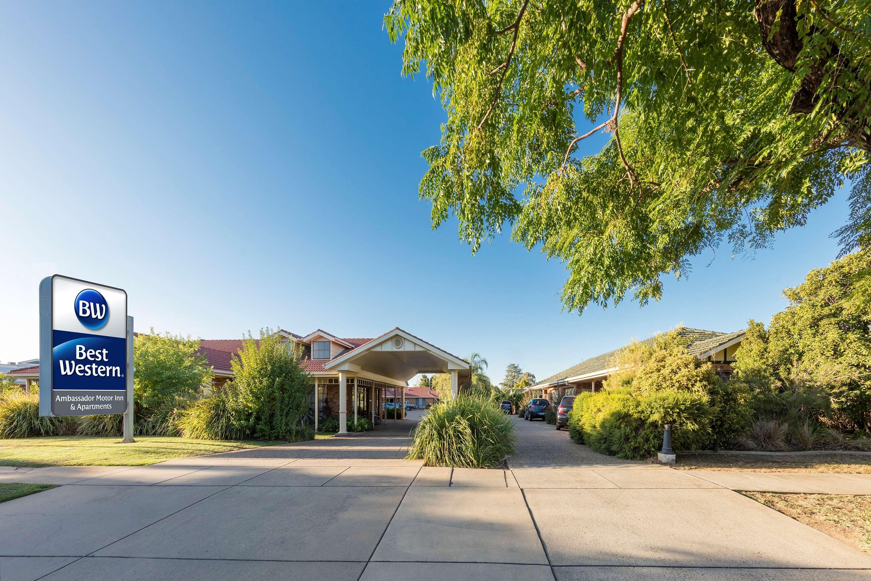 Best Western Ambassador Motor Inn&Apartments Wagga Wagga Exterior foto