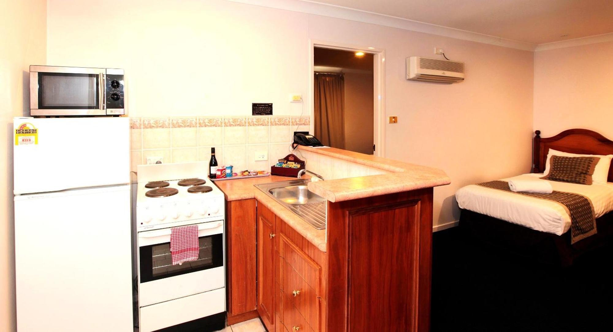Best Western Ambassador Motor Inn&Apartments Wagga Wagga Exterior foto