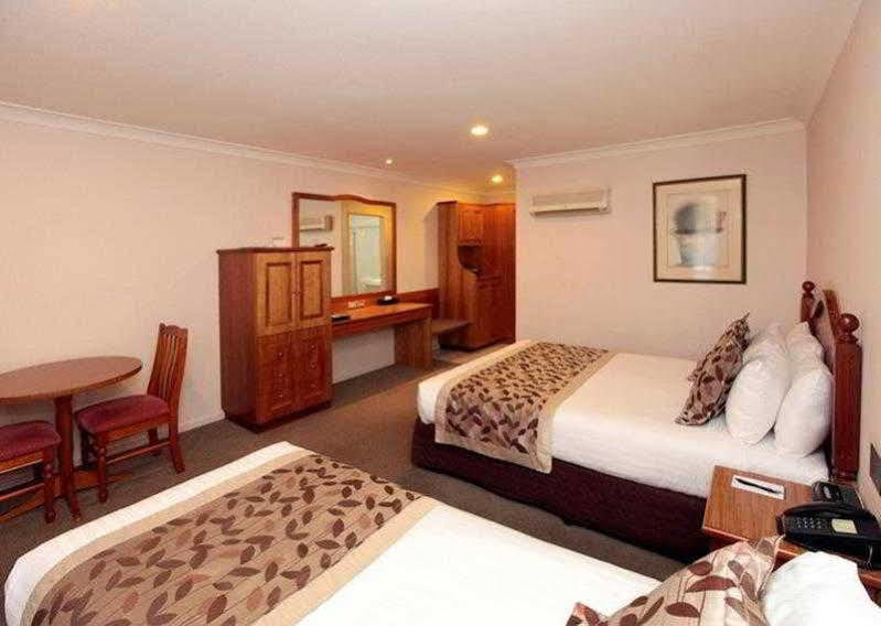 Best Western Ambassador Motor Inn&Apartments Wagga Wagga Exterior foto