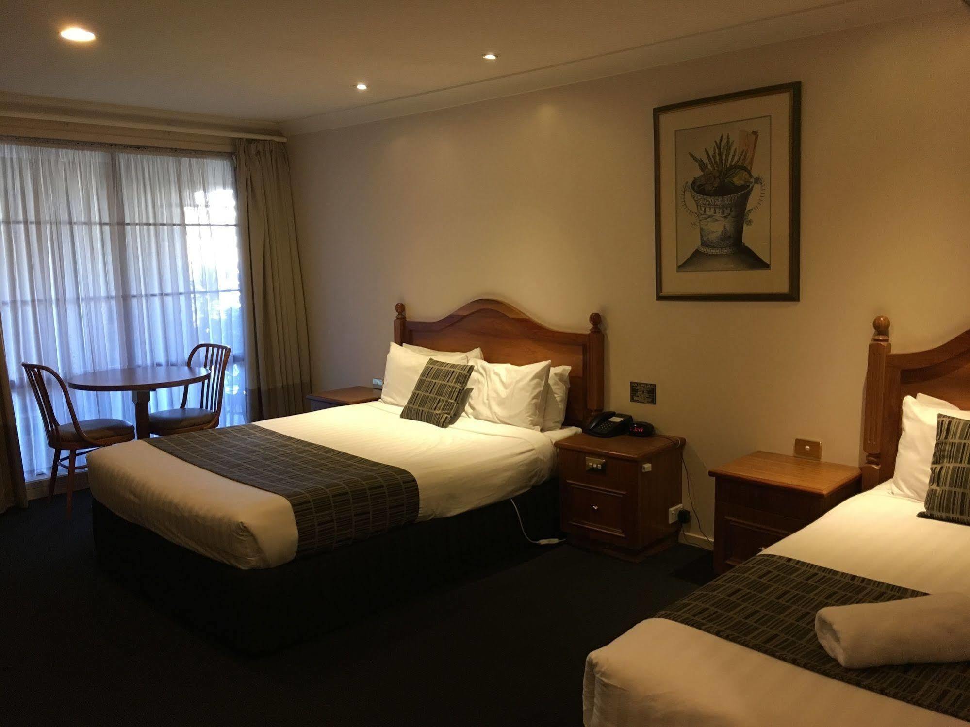 Best Western Ambassador Motor Inn&Apartments Wagga Wagga Exterior foto