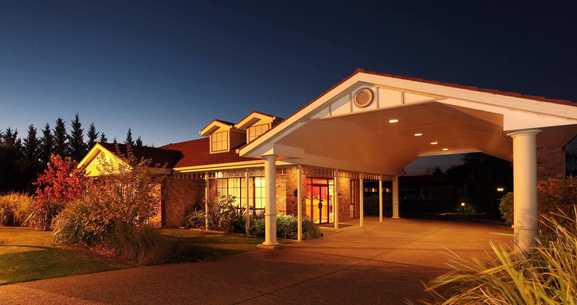 Best Western Ambassador Motor Inn&Apartments Wagga Wagga Exterior foto